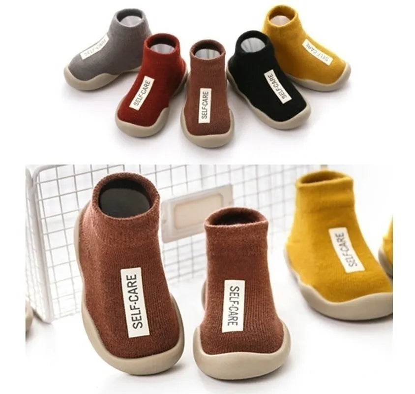 Zapatos Media Antideslizantes para Bebé